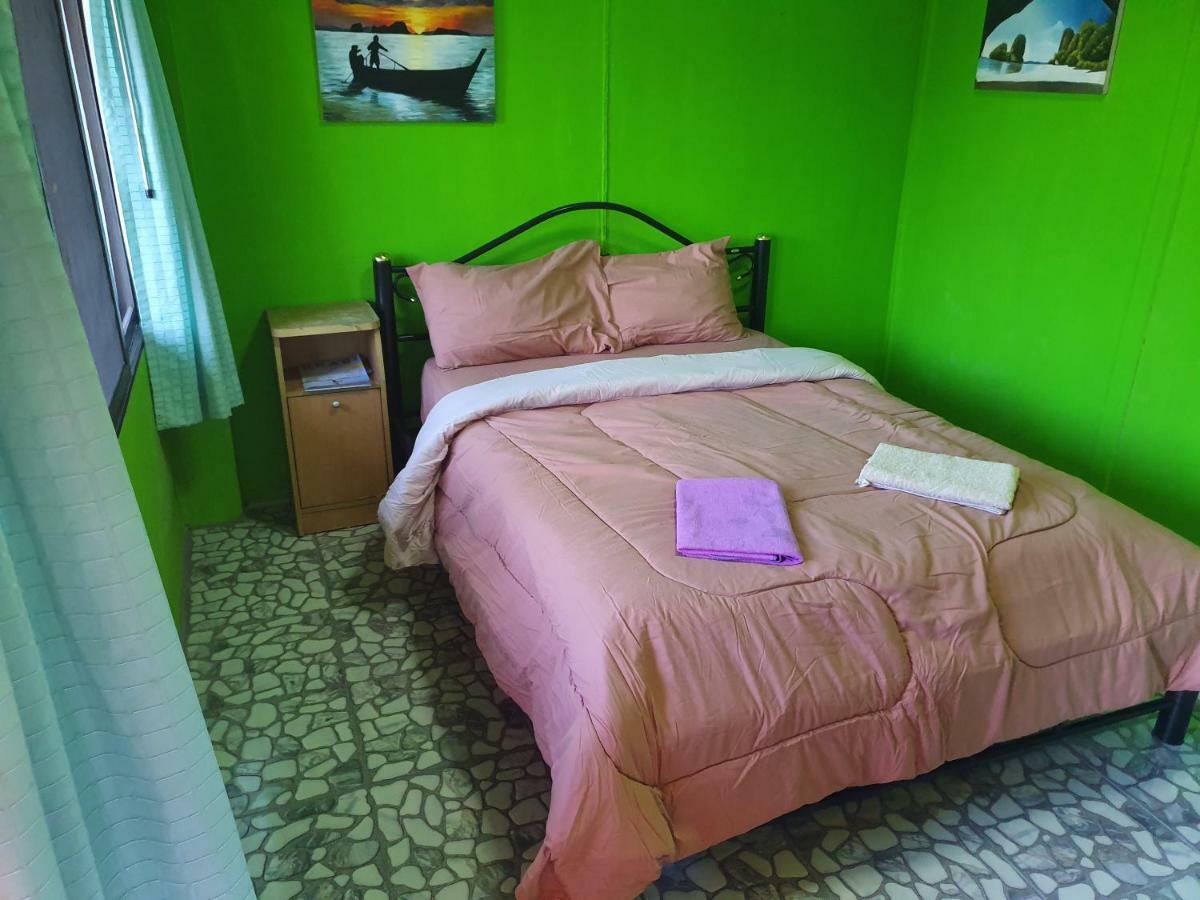 Good Dream Guesthouse Krabi town Exteriör bild